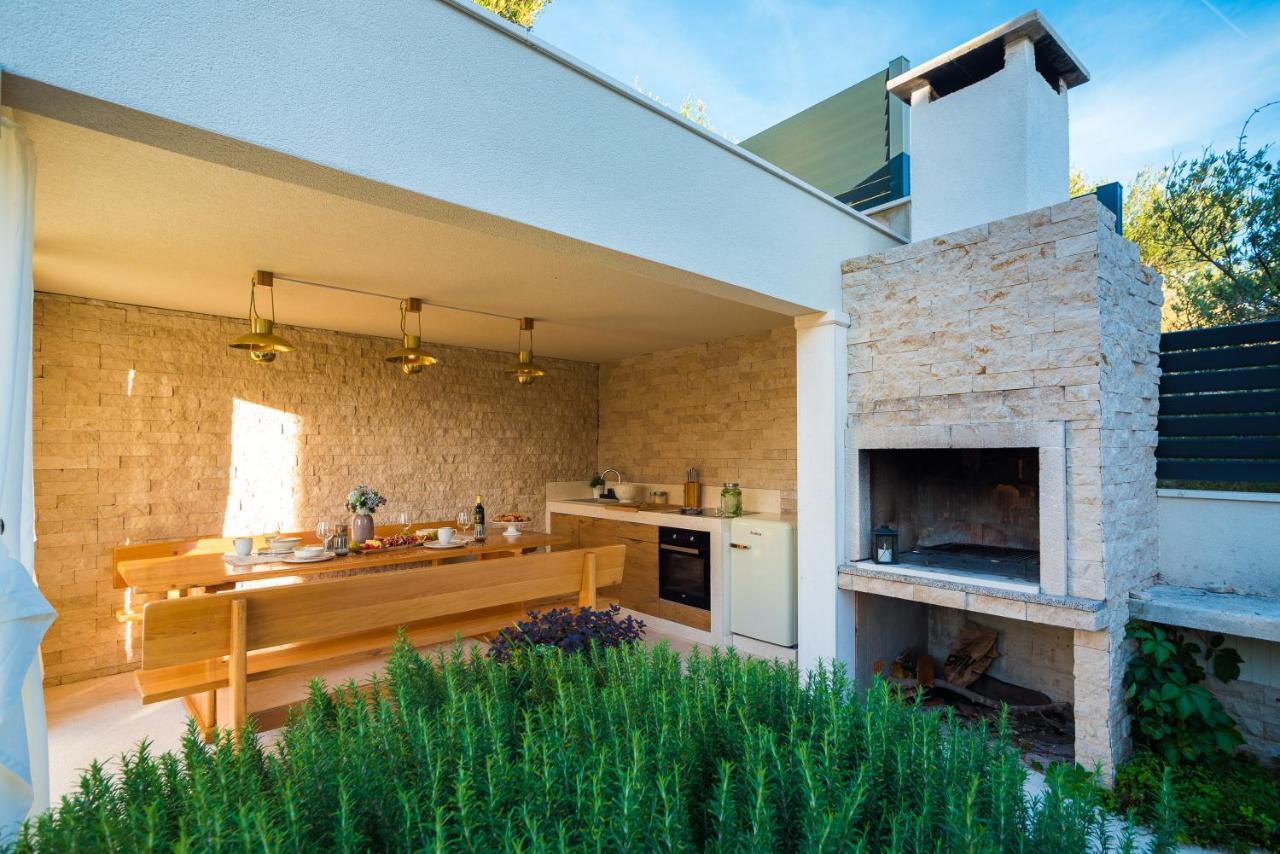 Villa Vruja Pisak Exteriér fotografie